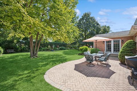 Tiny photo for 1245 Canterbury Lane, Glenview, IL 60025 (MLS # 12548227)