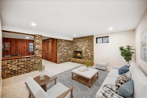 Tiny photo for 1245 Canterbury Lane, Glenview, IL 60025 (MLS # 12548227)