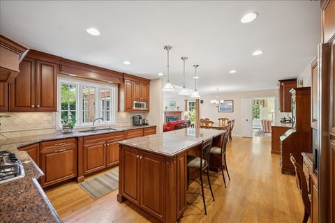 Tiny photo for 1245 Canterbury Lane, Glenview, IL 60025 (MLS # 12548227)