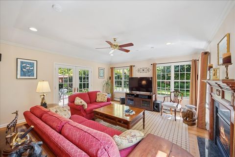 Tiny photo for 1245 Canterbury Lane, Glenview, IL 60025 (MLS # 12548227)