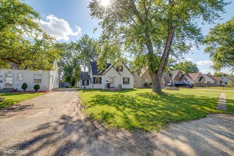 Tiny photo for 10417 W Palmer Avenue, Melrose Park, IL 60164 (MLS # 12572011)