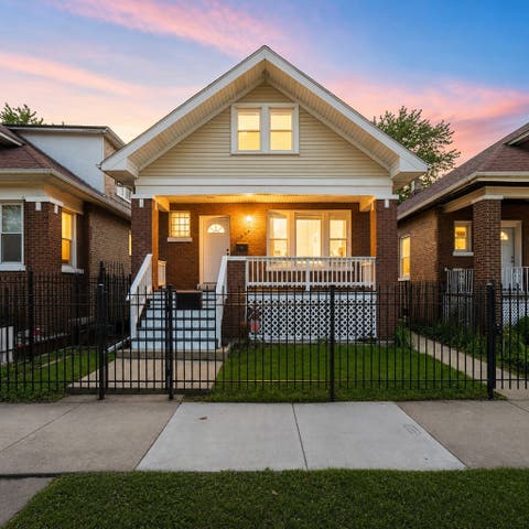 Tiny photo for 6341 S Francisco Avenue, Chicago, IL 60629 (MLS # 12678848)