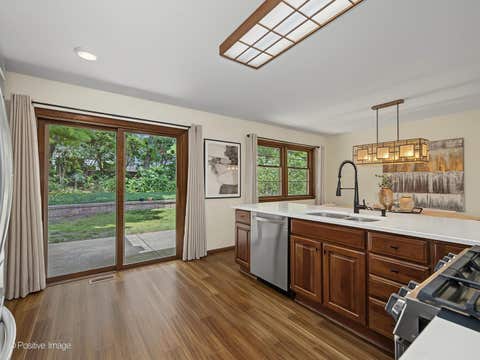 Tiny photo for 800 Marston Avenue NE, Glen Ellyn, IL 60137 (MLS # 12722352)