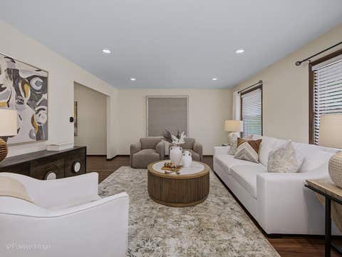 Tiny photo for 800 Marston Avenue NE, Glen Ellyn, IL 60137 (MLS # 12722352)