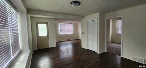 Tiny photo for 1713 N 5TH Street, Clinton, IA 52732 (MLS # QC4265110)