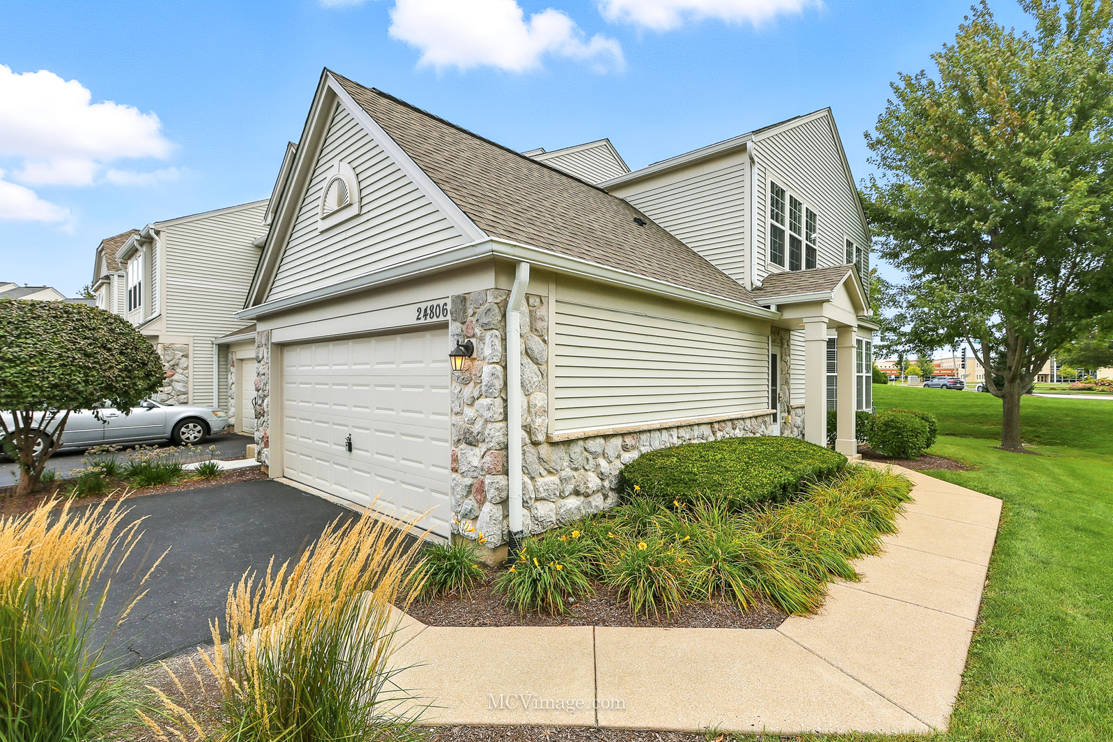 24806 W Gates Court 24806