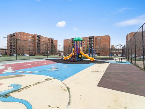 Tiny photo for 9332 Landings Lane #203D, Des Plaines, IL 60016 (MLS # 12595304)