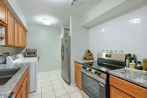 Tiny photo for 1301 N Glen Circle #D, Aurora, IL 60506 (MLS # 12734717)