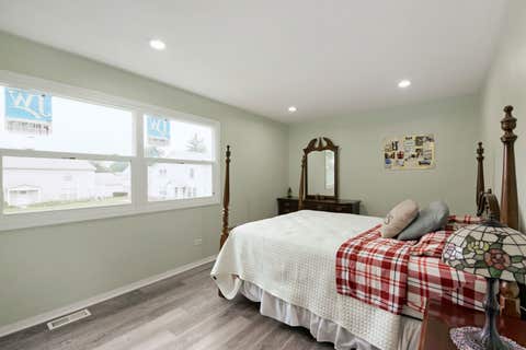 Tiny photo for 1301 N Glen Circle #D, Aurora, IL 60506 (MLS # 12734717)