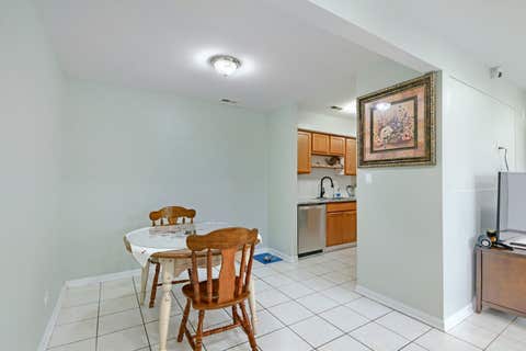 Tiny photo for 1301 N Glen Circle #D, Aurora, IL 60506 (MLS # 12734717)