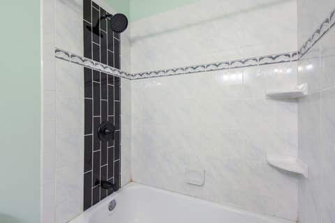 Tiny photo for 1301 N Glen Circle #D, Aurora, IL 60506 (MLS # 12734717)