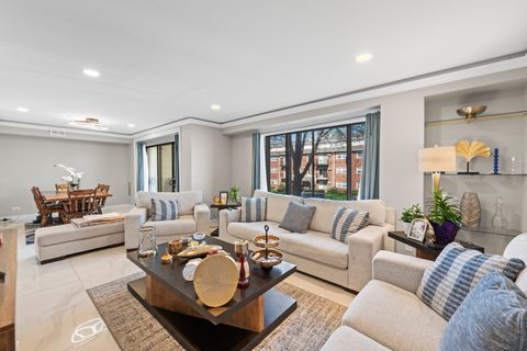 Tiny photo for 5800 W 105th Street #1C, Oak Lawn, IL 60453 (MLS # 12627970)