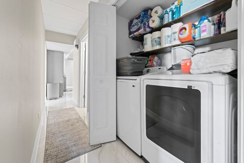 Tiny photo for 5800 W 105th Street #1C, Oak Lawn, IL 60453 (MLS # 12627970)