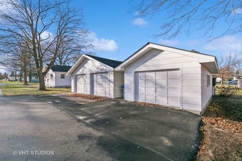 A home in Monee