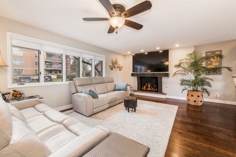 Tiny photo for 49 Park Lane #49, Park Ridge, IL 60068 (MLS # 12699499)