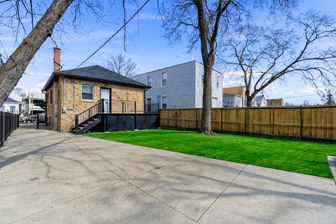 Tiny photo for 4833 W Potomac Avenue, Chicago, IL 60651 (MLS # 12598343)