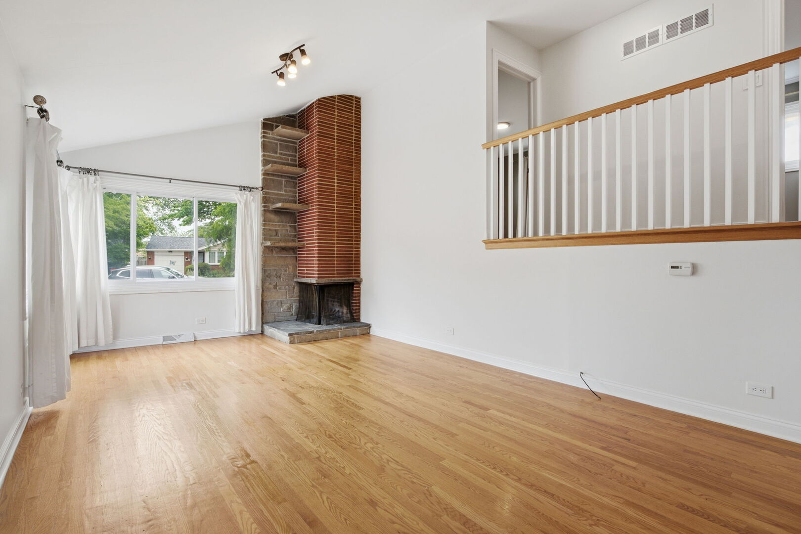 331 E Huntington Avenue