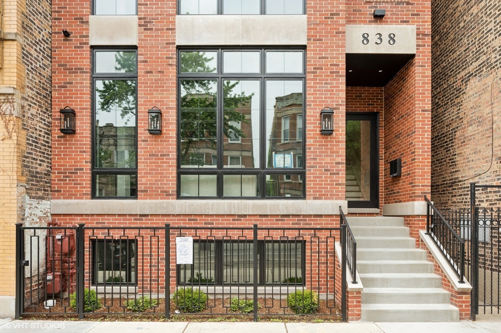 838 N Damen Avenue 1