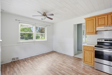 Tiny photo for 1013 Highmoor Road, Lombard, IL 60148 (MLS # 12691276)