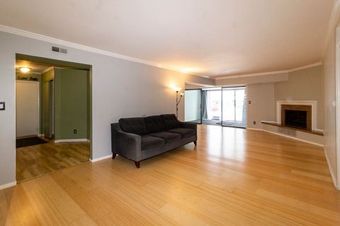 Tiny photo for 633 Cress Creek Lane #1, Crystal Lake, IL 60014 (MLS # 12525760)