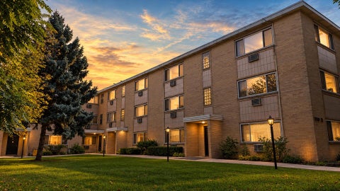 Photo of 7019 N Ridge Boulevard #1D, Chicago, IL 60645 (MLS # 12783495)