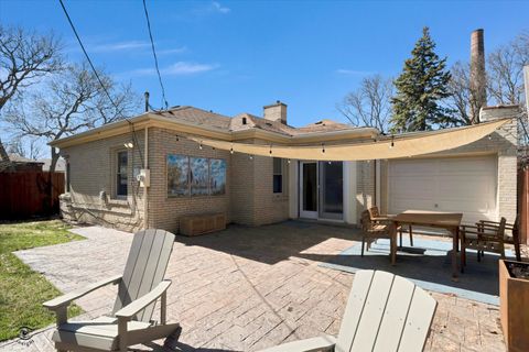 Tiny photo for 10025 S Hamilton Avenue, Chicago, IL 60643 (MLS # 12613965)
