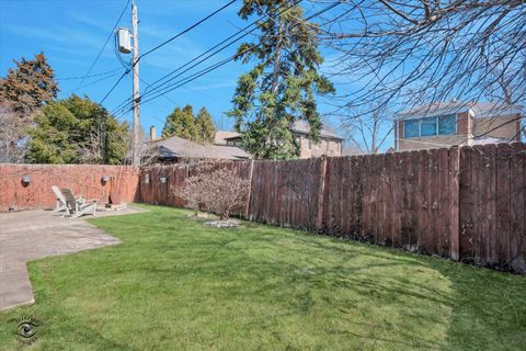 Tiny photo for 10025 S Hamilton Avenue, Chicago, IL 60643 (MLS # 12613965)