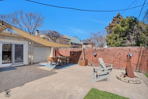 Tiny photo for 10025 S Hamilton Avenue, Chicago, IL 60643 (MLS # 12613965)