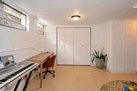 Tiny photo for 10025 S Hamilton Avenue, Chicago, IL 60643 (MLS # 12613965)