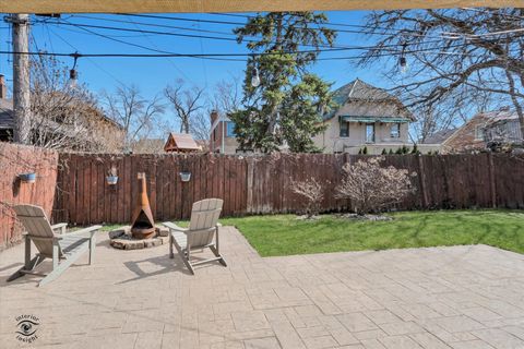 Tiny photo for 10025 S Hamilton Avenue, Chicago, IL 60643 (MLS # 12613965)