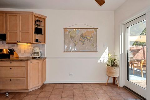 Tiny photo for 10025 S Hamilton Avenue, Chicago, IL 60643 (MLS # 12613965)