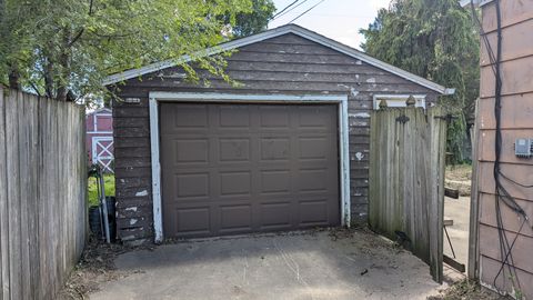 Tiny photo for 3607 Keota Avenue, Davenport, IA 52802 (MLS # 12691614)