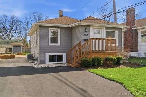 Tiny photo for 213 W School Street, Villa Park, IL 60181 (MLS # 12614223)