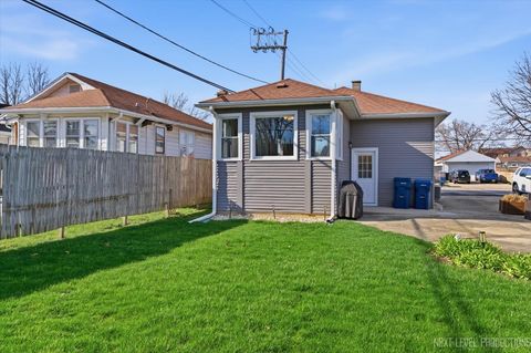 Tiny photo for 213 W School Street, Villa Park, IL 60181 (MLS # 12614223)