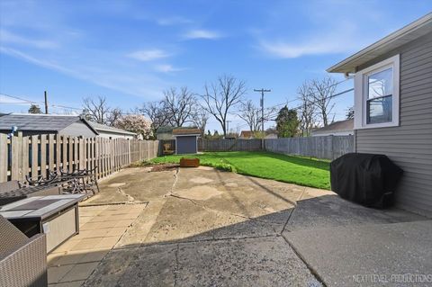 Tiny photo for 213 W School Street, Villa Park, IL 60181 (MLS # 12614223)