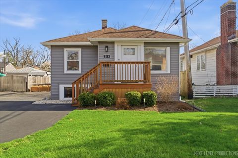 Photo of 213 W School Street, Villa Park, IL 60181 (MLS # 12614223)