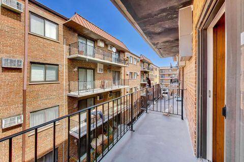 Tiny photo for 2325 N Neva Avenue #302B, Chicago, IL 60707 (MLS # 12610651)