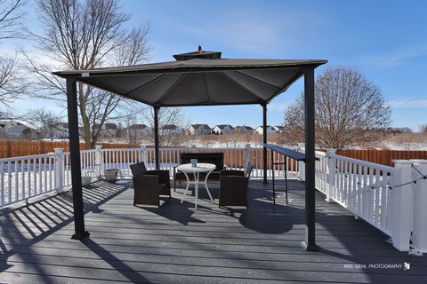 Tiny photo for 451 W Waterbury Drive, Round Lake, IL 60073 (MLS # 12564686)