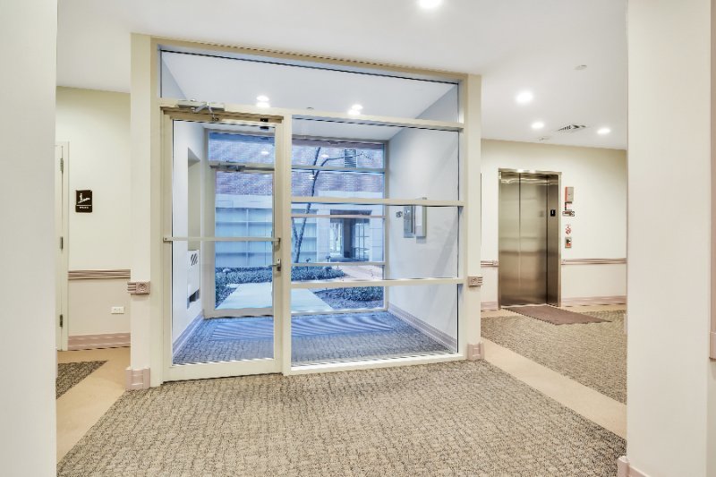 57 E Hattendorf Avenue 206