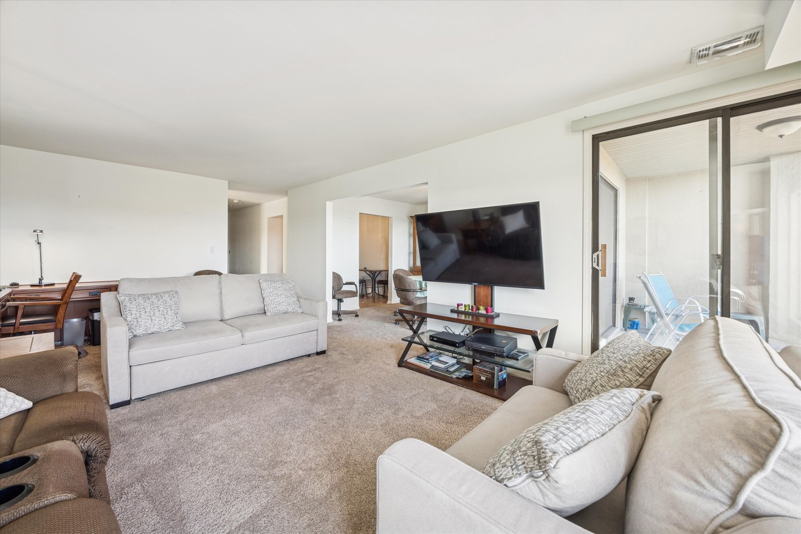 453 Raintree Drive 5A