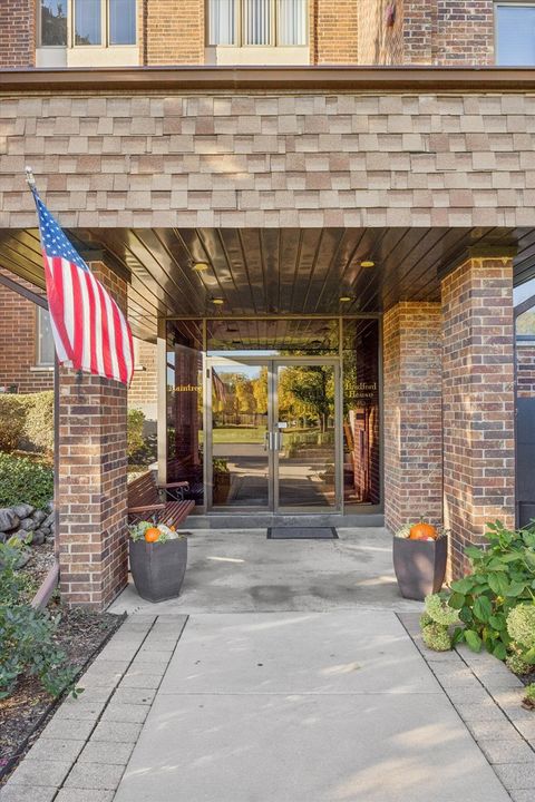 Tiny photo for 453 Raintree Drive #5A, Glen Ellyn, IL 60137 (MLS # 12502508)