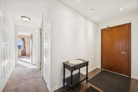 Tiny photo for 453 Raintree Drive #5A, Glen Ellyn, IL 60137 (MLS # 12502508)