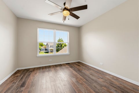 Tiny photo for 32804 Bending Creek Road, Lakemoor, IL 60051 (MLS # 12739825)