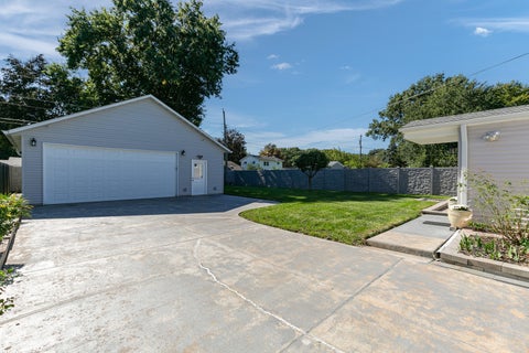 Tiny photo for 4738 19th Avenue, Moline, IL 61265 (MLS # 12777472)