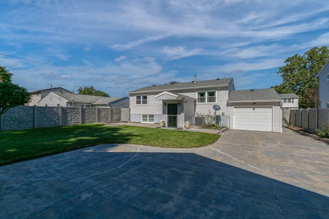 Tiny photo for 4738 19th Avenue, Moline, IL 61265 (MLS # 12777472)