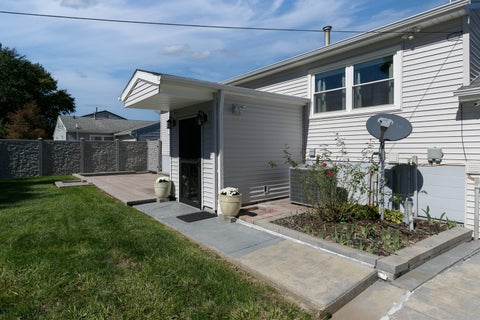 Tiny photo for 4738 19th Avenue, Moline, IL 61265 (MLS # 12777472)
