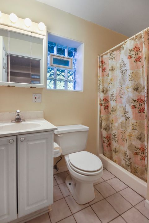 Tiny photo for 739 N Montgomery Street, Gary, IN 46403 (MLS # 12492184)