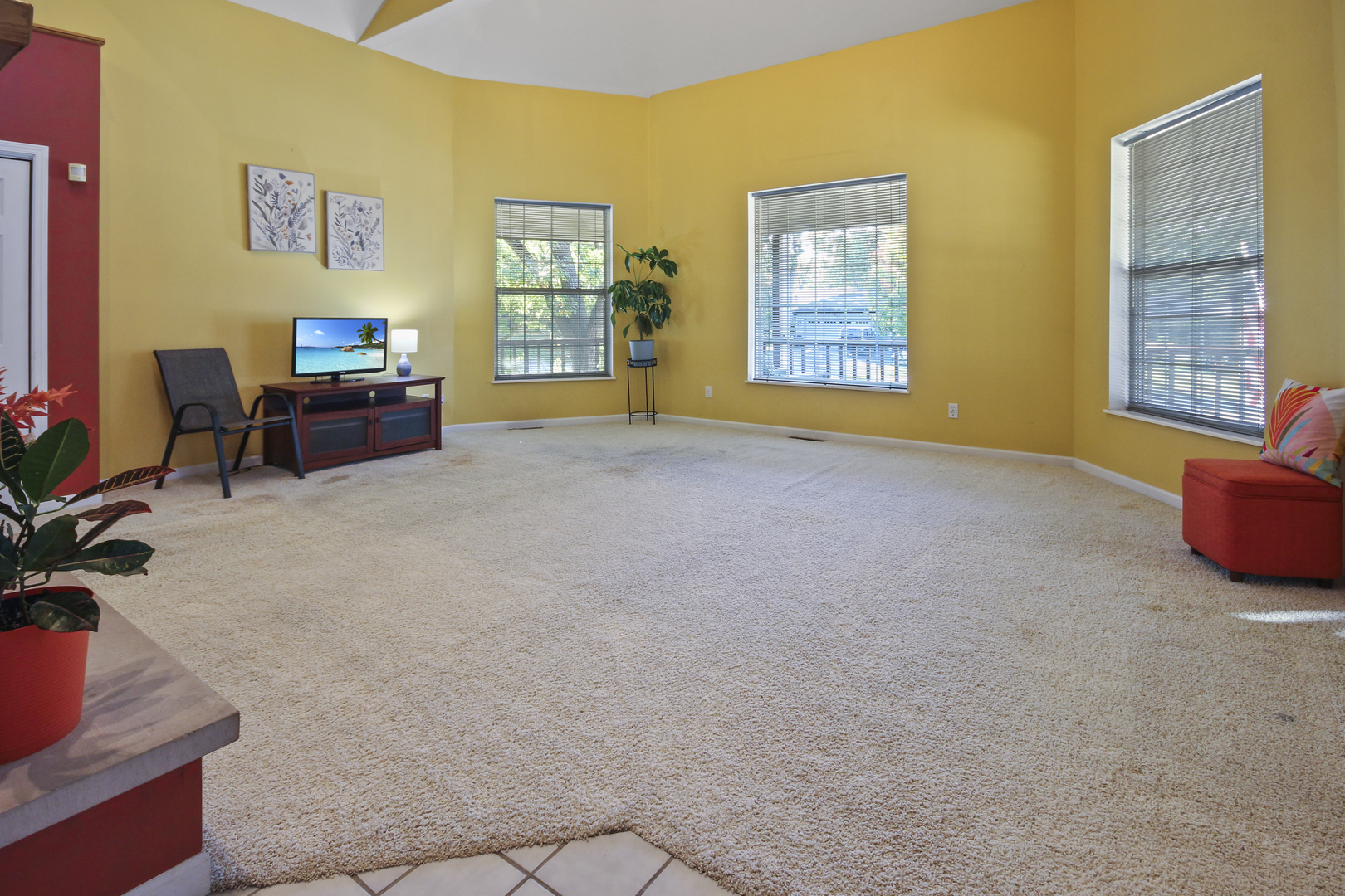 739 N Montgomery Street