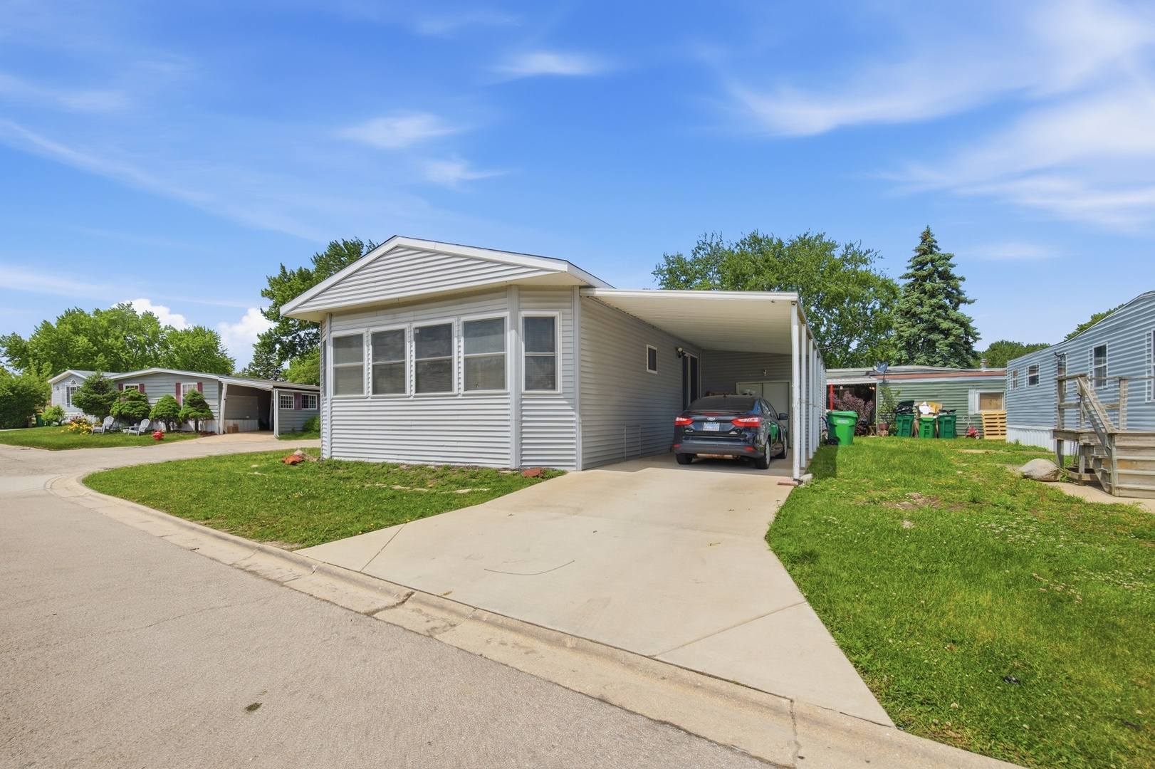 165 Hansom Drive