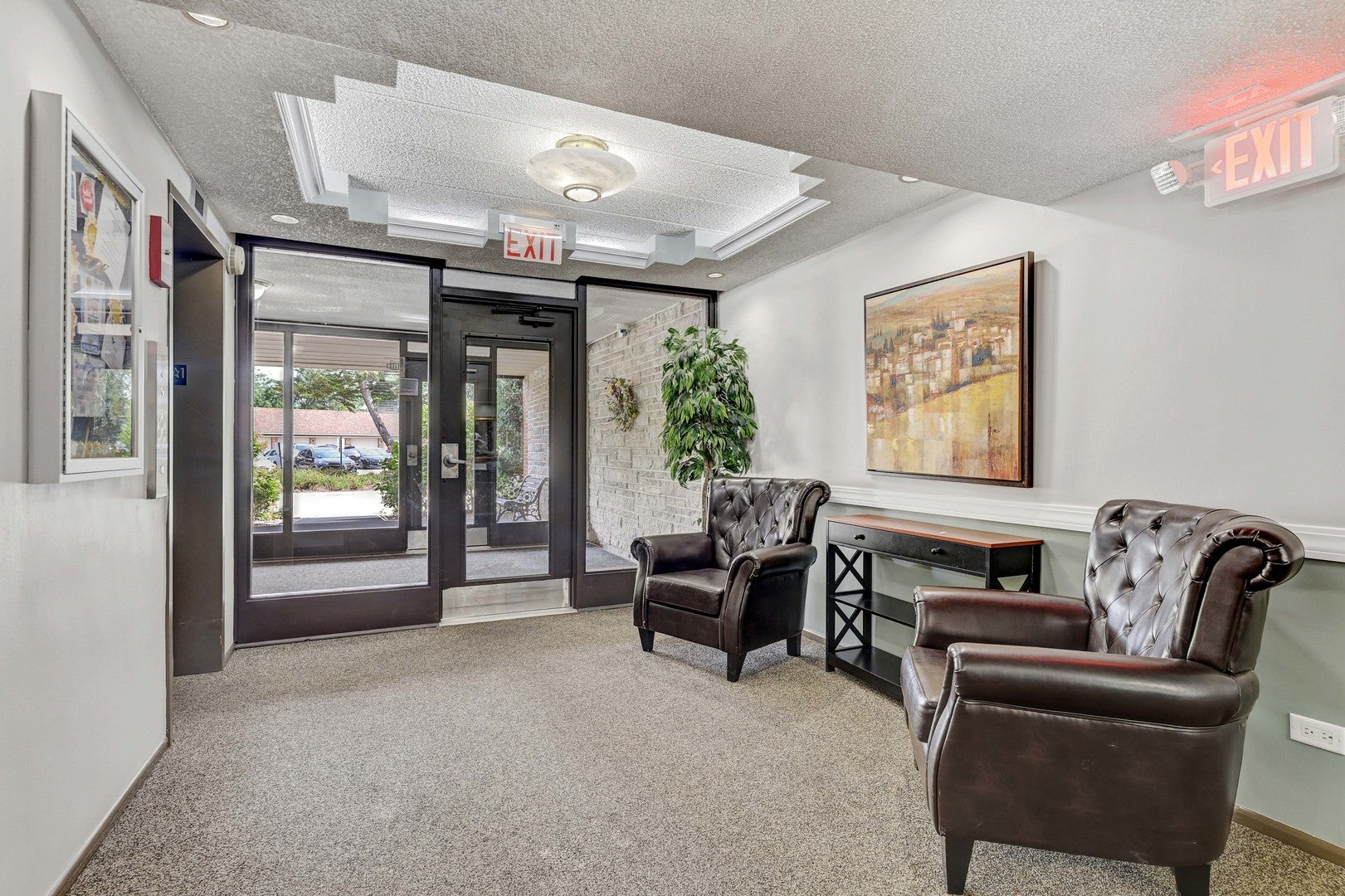 1206 S New Wilke Road 403